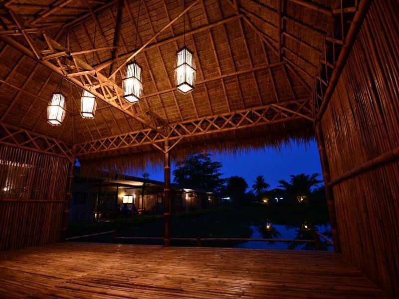 Sabye D Resort At Surat Сураттхани Экстерьер фото